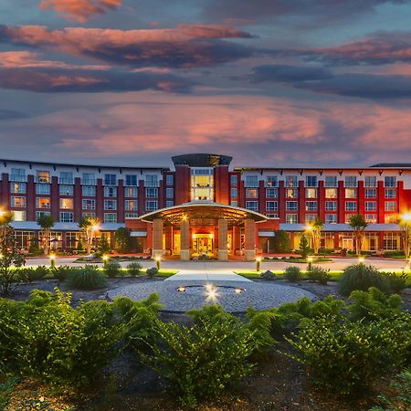 The Chattanoogan Hotel, Curio Collection By Hilton Buitenkant foto